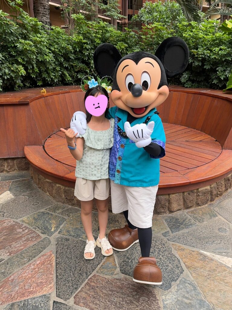 アウラニ・マカヒキ・ミッキーと写真